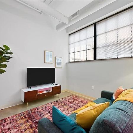 Cozysuites Roomy 1Br, Downtown 피츠버그 외부 사진