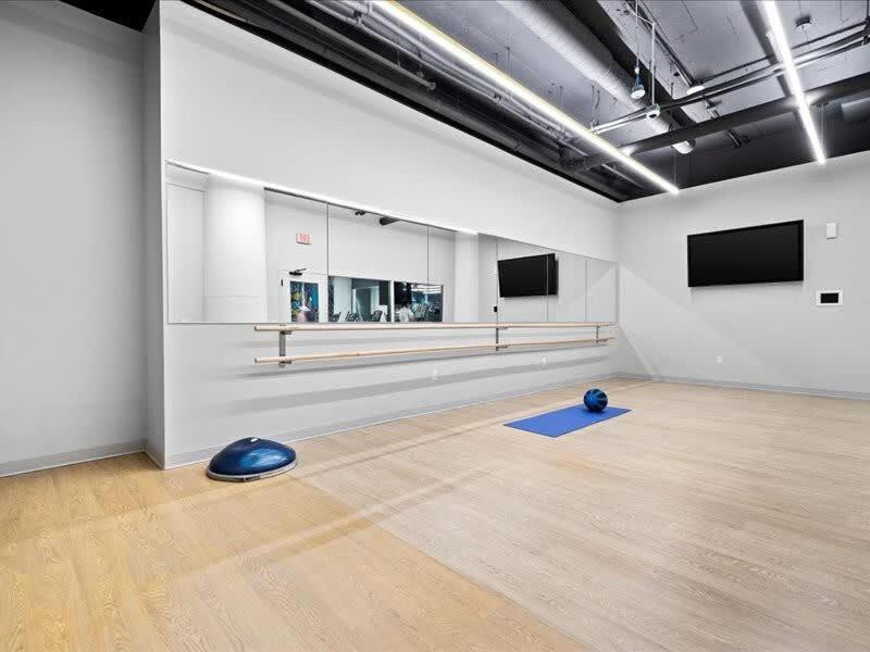 Cozysuites Roomy 1Br, Downtown 피츠버그 외부 사진